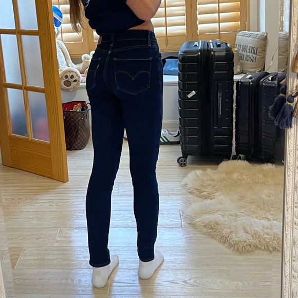Levi’s 721 high rise skinny - Picture 2 of 5
